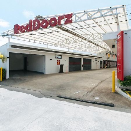 Reddoorz @ El Runway Hotel Bulacan Exterior foto