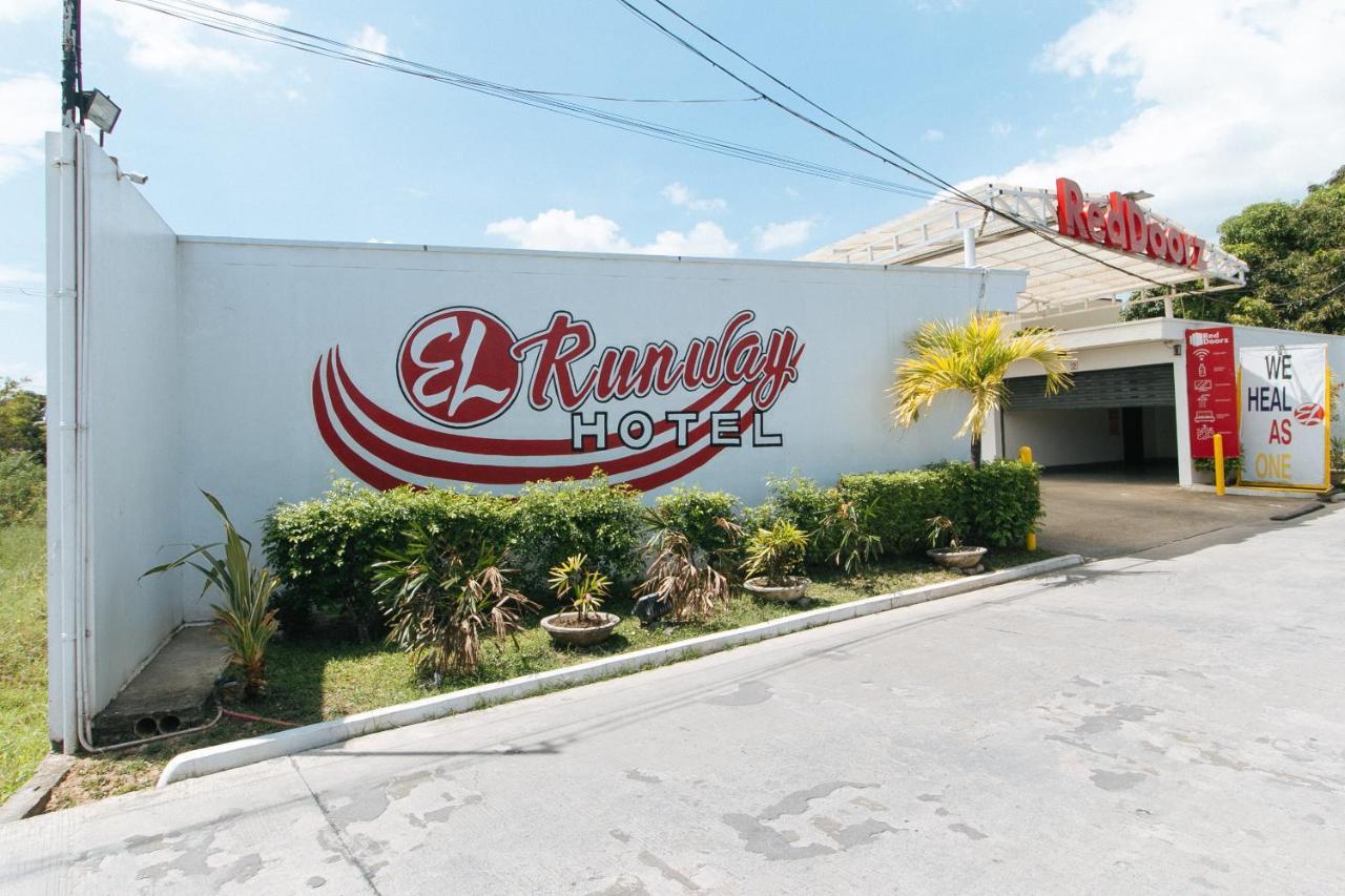 Reddoorz @ El Runway Hotel Bulacan Exterior foto